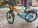 凤凰山地自行车男女变速山地车碟刹青少年儿童自行车学生单车 星际 橙蓝【变速】后座+LED灯+辐条轮 22寸【适合130-170cm】 实拍图