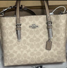 蔻驰（COACH）新款奥莱女士经典标志MOLLIE 25号托特包单肩斜挎包 IM/白色/粉笔白色 实拍图