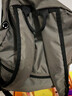 骆驼（CAMEL）可折叠大容量轻量化书包背包男女运动双肩包防水旅游旅行包 岩石灰-574C634622-25L 实拍图