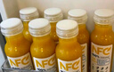 农夫山泉100%纯果汁NFC橙汁300ml*10瓶整箱鲜果冷压榨饮料礼盒热门商品 实拍图