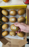 佳沛（zespri）新西兰   阳光金奇异果 8个装 超大果单果重约173-204g 猕猴桃 实拍图