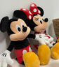 迪士尼（Disney）经典米奇米妮毛绒玩偶玩具大号公仔抱枕儿童生日送女生情侣礼物 米妮红色中号 实拍图
