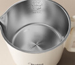 美的（Midea）第二代便携式可折叠烧水杯电热水壶差旅 保温泡面杯小容量迷你无缝内胆 0.7升 SH07S104 实拍图