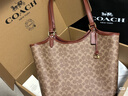 蔻驰（COACH）经典标志DAY 暗扣托特包单肩包大容量复古斜挎包早秋女包 B4/棕黄色 焦糖色（新版） 实拍图