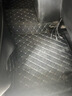 适用于全包围脚垫百款汽车专用   耐磨防水无异味 比亚迪-秦PLUSDM-i（21款-25款） 经典黑米色 实拍图