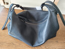 裘真【明星同款】植鞣牛皮羊皮双耳hobo单肩斜挎大容量包包女 黑色-(牛皮） 实拍图