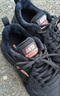 安踏加绒保暖女鞋跑步鞋2025秋冬季新款皮面防水运动鞋女学生休闲鞋子 （加绒保暖-皮面）黑/玫瑰金 39 (美码8码) 实拍图