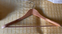 周夫人加厚无痕实木衣架木质宽肩西服衣撑西装防滑大衣家用酒店外套衣挂 男款原木色圆钩 5支装 实拍图