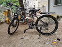 飞鸽（FLYING PIGEON）山地自行车成人男女变速山地车青少年中小学生车越野户外骑行单车 【高碳钢】G8002代-辐条轮-灰色 24寸轮组（适合145-170cm） 21速入门版 实拍图