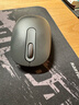 罗技（Logitech）M196 无线蓝牙鼠标 办公鼠标 笔记本商务办公家用 小巧便携 对称手型 石墨灰 实拍图