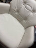 科润沙发电脑椅人体工学椅子办公学习家用舒适久坐卧室化妆宿舍书桌椅 加大双层款-婴肤科技布-米白色-4级防爆气杆 不可调节 固定扶手 双层加厚软包 实拍图