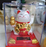 侑家良品 太阳能招财猫桌面小摆件节日小礼品热门商品实用自动招手3寸 实拍图