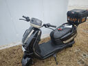 五羊【官方正品】电动摩托车2000W高速大功率电动车男女俩轮代步电动摩托车 镜面黑/速度50M/前后双碟/杠箱版 72V35A/全新石墨烯电池/木架发货 实拍图