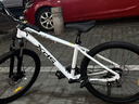 喜德盛山地自行车黑客380避震前叉21速禧玛诺变速X6铝合金车架通勤代步 白/黑色（25款） 15.5寸（建议身高150-165cm） 实拍图
