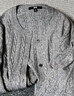 优衣库女装纽花圆领针织开衫/毛衣外套空调衫通勤秋冬新款481477 03 灰色 M 实拍图