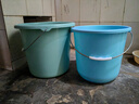 加厚大容量水桶手提洗车储水桶学生宿舍脸盆洗衣拖把桶泡脚洗脚桶 33【大号水桶】蓝色1个 实拍图