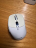 方正（Founder）蓝牙双模鼠标 充电式鼠标 人体工程学鼠标 台式笔记本电脑鼠标 带电显示鼠标 【白色】 实拍图