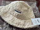 玉柳缘 帽子女冬秋季仿羊羔毛渔夫帽百搭双面字母毛绒盆帽简约保暖帽子 米色-双面可戴 头围约54-58CM 实拍图