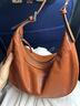 海青蓝 CYANINE SEA包包女款2025植鞣牛皮月牙hobo包单肩包斜挎包生日七夕情人节礼物 焦糖色 高级感女生包实用走心 实拍图