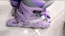 欧欧轮滑鞋儿童溜冰鞋男女童初学套装中小学滑轮滑冰旱冰鞋成人直排轮 紫-八轮全闪+头盔护具+铝合金支架 S (适合3-5岁)平时鞋码26-31 实拍图