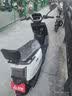 五羊【官方正品】电动摩托车2000W高速大功率电动车男女俩轮代步电动摩托车 金属白/速度70M/前后双碟/靠背版 72V35A/全新石墨烯电池/木架发货 实拍图