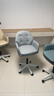 科润沙发电脑椅人体工学椅子办公学习家用舒适久坐卧室化妆宿舍书桌椅 双层款-耐磨猫抓皮-浅灰色-3级防爆气杆 不可调节 固定扶手 双层加厚软包 实拍图