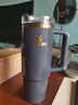 STANLEY巨无霸吸管杯水杯保温杯大容量不锈钢杯子办公887毫升-暮光灰 实拍图