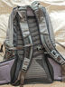 OSPREY Talon 22L魔爪登山旅行双肩包徒步超轻多功能环保背包小鹰登山包 深灰色 O/S      新款 实拍图