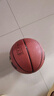 斯伯丁（SPALDING）篮球7号Gold经典系列室内外耐磨职业赛事七号PU材质篮球 76-857Y 实拍图