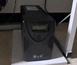 山克SK1000A ups不间断电源办公电脑ups电源600W 稳压后备电源 家用停电应急备用电源 实拍图