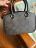 蔻驰（COACH）【礼物】新款奥莱女士女包老花SAVANNAH小号CARRYALL手提斜挎包 IM/胡桃木色/黑色 晒单实拍图