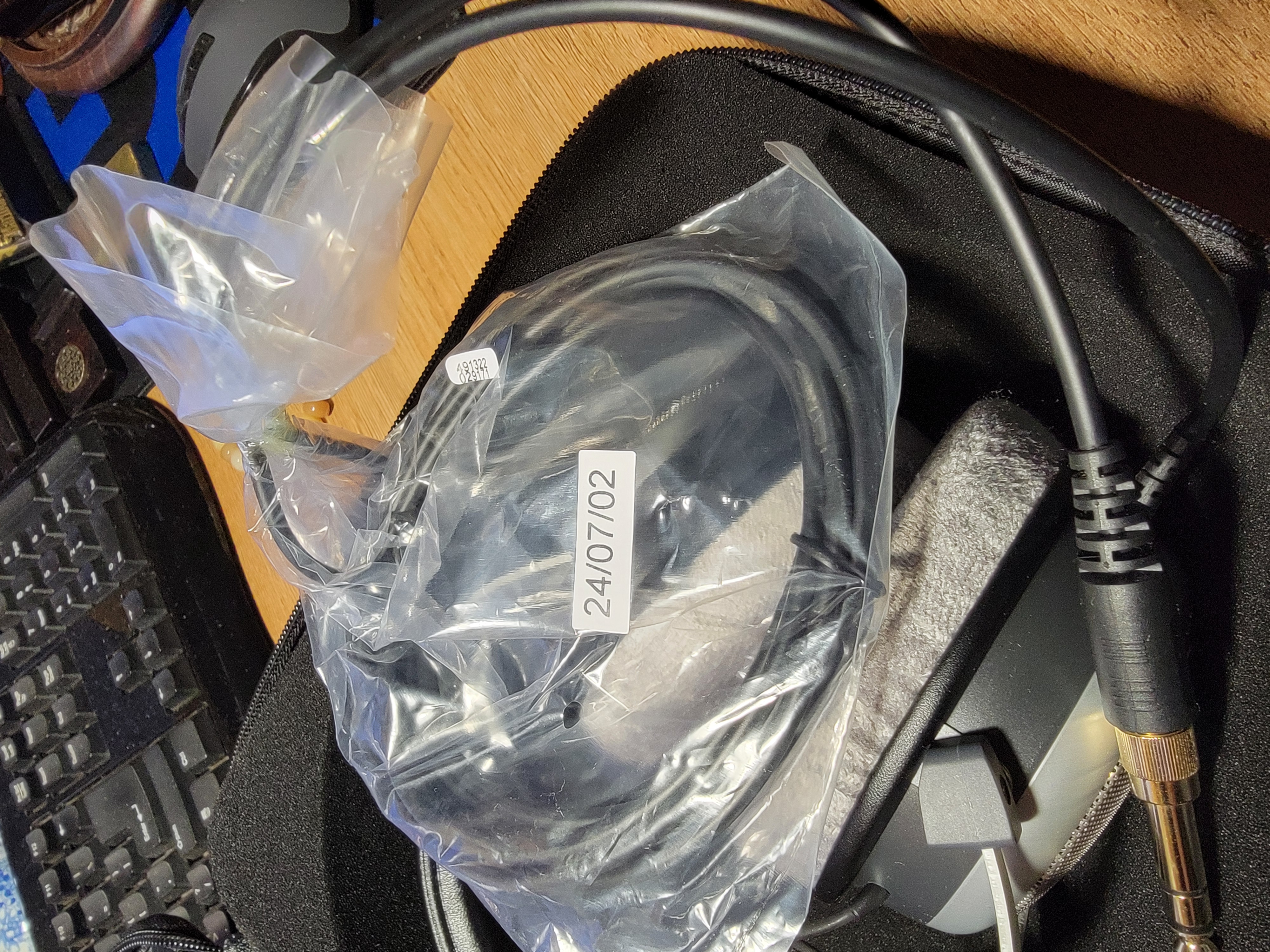 beyerdynamicDT880头戴式高保真耳机半开放式HiFi音乐/立体环绕音效/有线版 【DT880丨600Ω版本】 实拍图