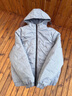 啄木鸟 轻薄羽绒棉服男士简约连帽加绒抗寒保暖防风短款羽绒棉衣服外套 XG22豆灰 XL 【115-130斤】 实拍图