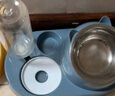 憨憨乐园 猫碗狗碗宠物食盆猫咪双碗粮盆自动饮水机喝水器喂食用品 蓝 实拍图