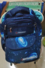 智多宝新款书包小学生男孩大容量1-3-4-6年级男童减压减负儿童双肩背包 大号星空蓝+（笔盒+手表+挂饰） 实拍图