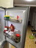 华凌美的冰箱出品223三门电冰箱节能低音三门三温三开门小型家用出租房优选冷冻冷藏小冰箱HR-223T 实拍图