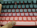 狼蛛（AULA）S99无线蓝牙有线三模键盘机械手感 游戏电竞专用RGB背光拼色静音键盘鼠标套装mac电脑键盘 S99Pro魅夜黑莓【多功能显示屏】三模RGB 实拍图