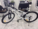喜德盛26款黑客350黑客380山地车自行车成人21速铝合金男士女生学生上班 黑客350白灰色【2026升级款】 26寸x15.5寸身高150-165cm 实拍图