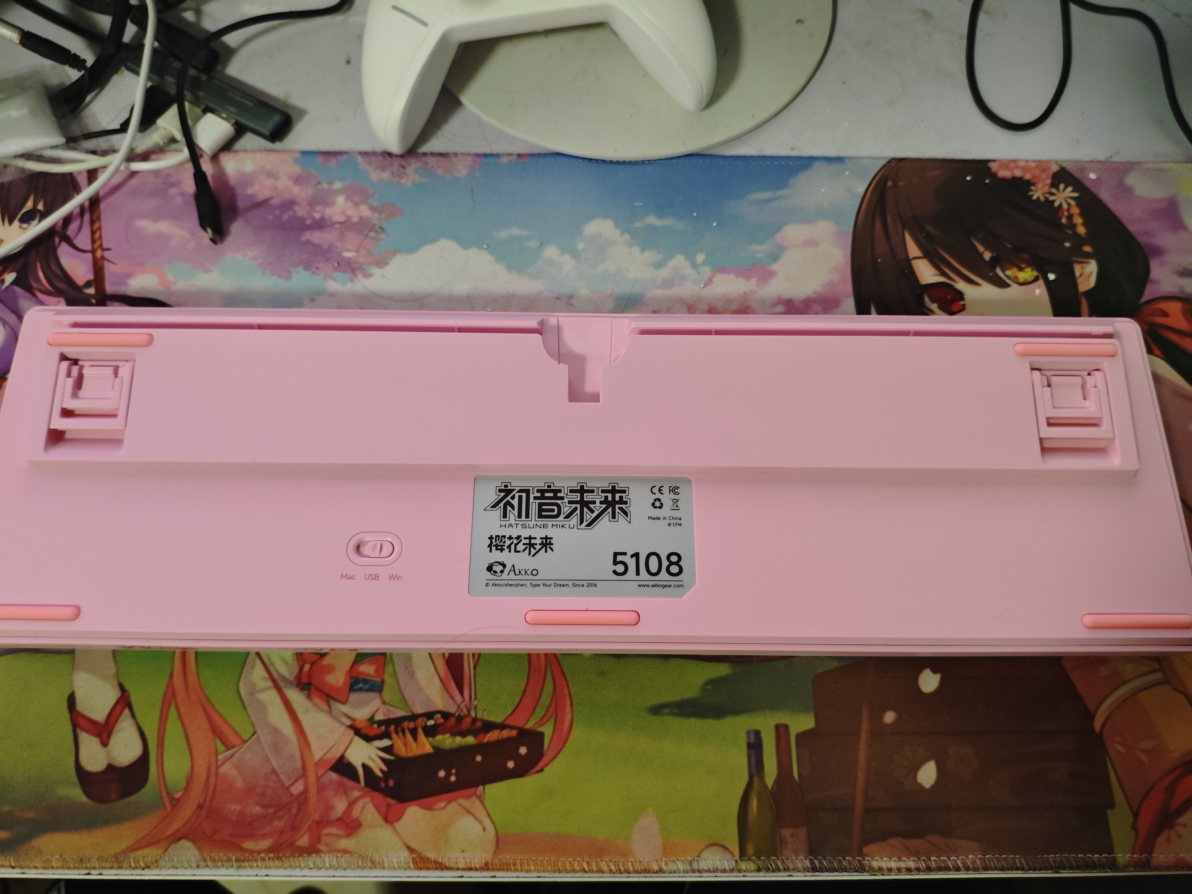 AKKO初音未来二次元联名电竞游戏108键客制化三模机械键盘全键热插拔键盘 奶青轴-粉色款 实拍图