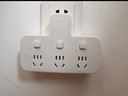 公牛（BULL）转换插头/品字形一转三插座/无线转换插座/电源转换器 适用卧室、厨房 3位分控开关插座  实拍图
