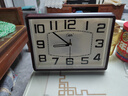 康巴丝座钟客厅简约台钟创意石英钟时尚万年历时钟现代日历温度床头钟 2990 咖木 实拍图