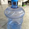 拜杰纯净水桶桶装水水桶矿泉水桶饮用水食品级储水桶饮水机水桶手提户外桶空桶7.5L 实拍图