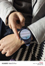 HUAWEI WATCH 5 46mm高端款航天级钛合金表壳银河紫素皮复合表带首创X-TAP智感窗eSIM通信华为智能手表 实拍图