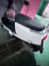 立马（LIMA）电动摩托车【CCTV大国品牌】耀界高速续航55KM 72V22Ah石墨烯手机智能电动车冰雪白 实拍图