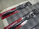 高露洁（Colgate）适齿炭男士中硬毛牙刷2支 含炭去渍护龈成人牙刷舌苔刷软毛 实拍图