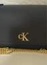 Calvin Klein小众单肩包礼物荔枝纹包包金属搭扣链条翻盖CK女包斜挎包DH2806 UB1-太空黑 OS 实拍图