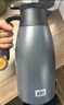 乐扣乐扣 大容量保温壶304不锈钢内胆冷水壶真空保温瓶办公水壶2L黑灰色 实拍图
