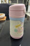 膳魔师（THERMOS）儿童吸管保温杯巧虎带杯套把手316L不锈钢超轻学生杯幼儿上学TCKC 实拍图