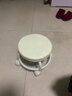 【全网爆款】椅子万向轮美缝凳子带轮旋转擦地矮凳美甲修脚凳滑轮 儿童凳-米白色款 实拍图