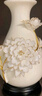 东方泥土高档描金陶瓷花瓶轻奢摆件 客厅餐桌插花家居新中式白色干花瓷器 描金花瓶（牡丹）含底座 实拍图
